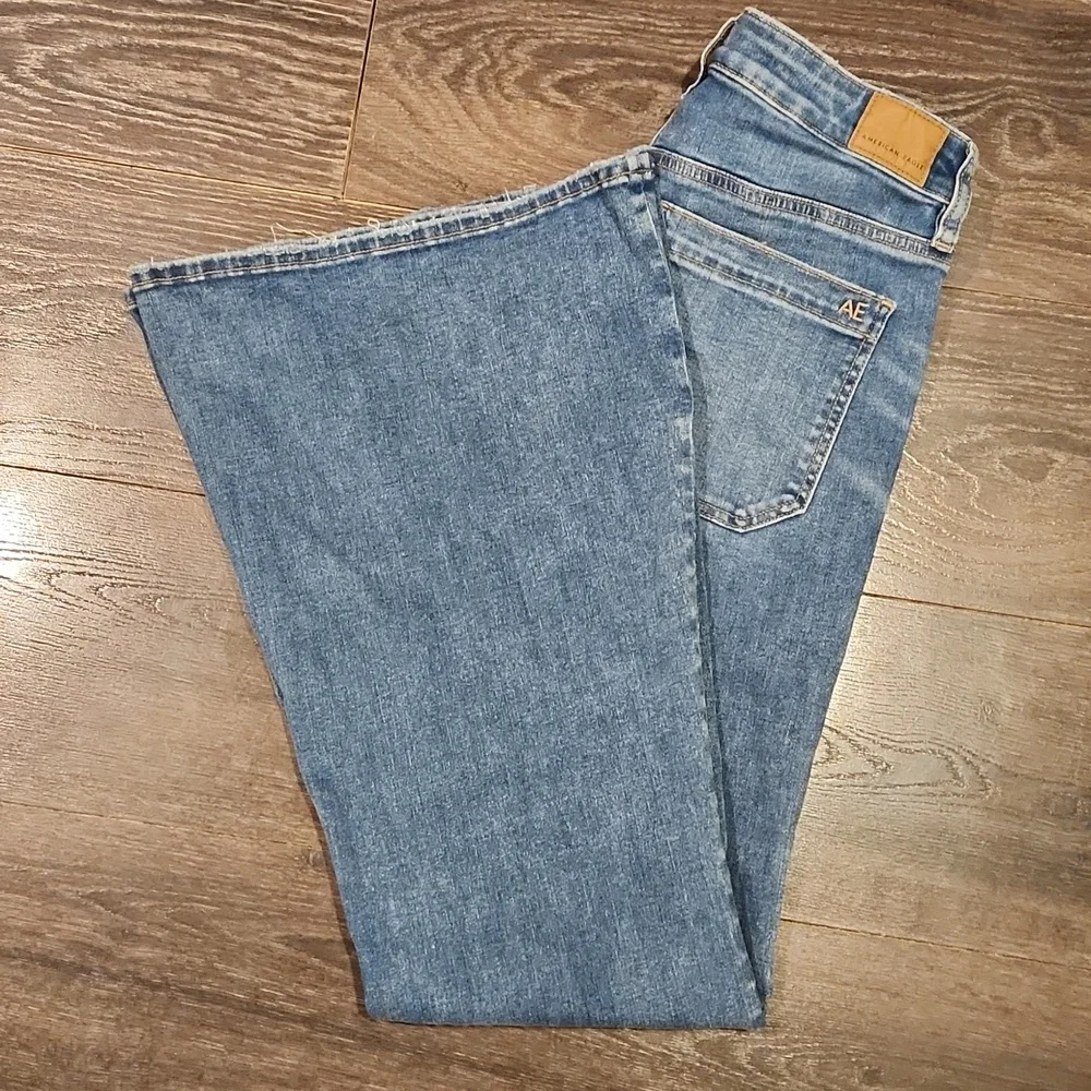❤️ AMERICAN EAGLE HIGH RISE  FESTIVAL FLARE JEANS, 8 (29) - Picture 7 of 9